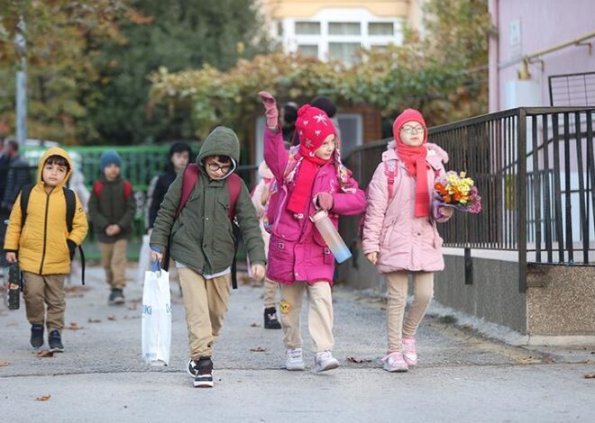 Okullarda ara tatil sonrası ilk ders zili çaldı